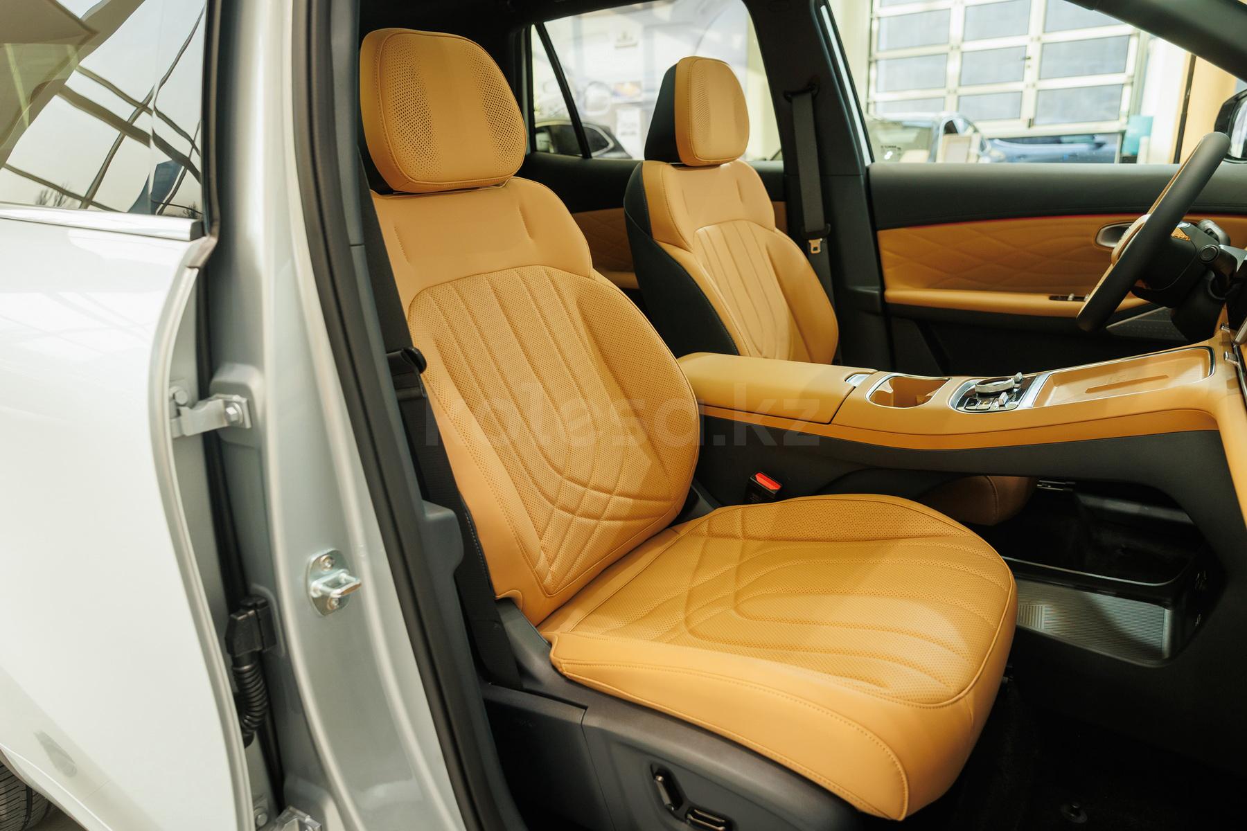 Geely Galaxy EX5 EM-i SUV 2025 - н.в. года от 12 099 000 тенге