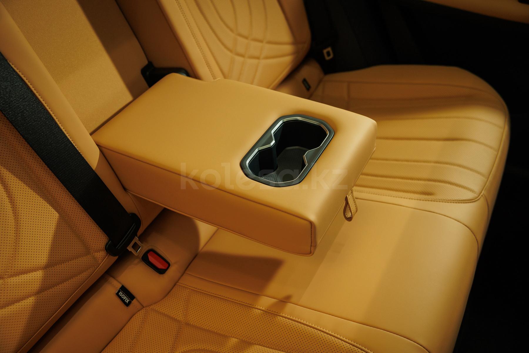 Geely Galaxy EX5 EM-i SUV 2025 - н.в. года от 12 099 000 тенге