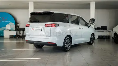 Wuling Starlight 730