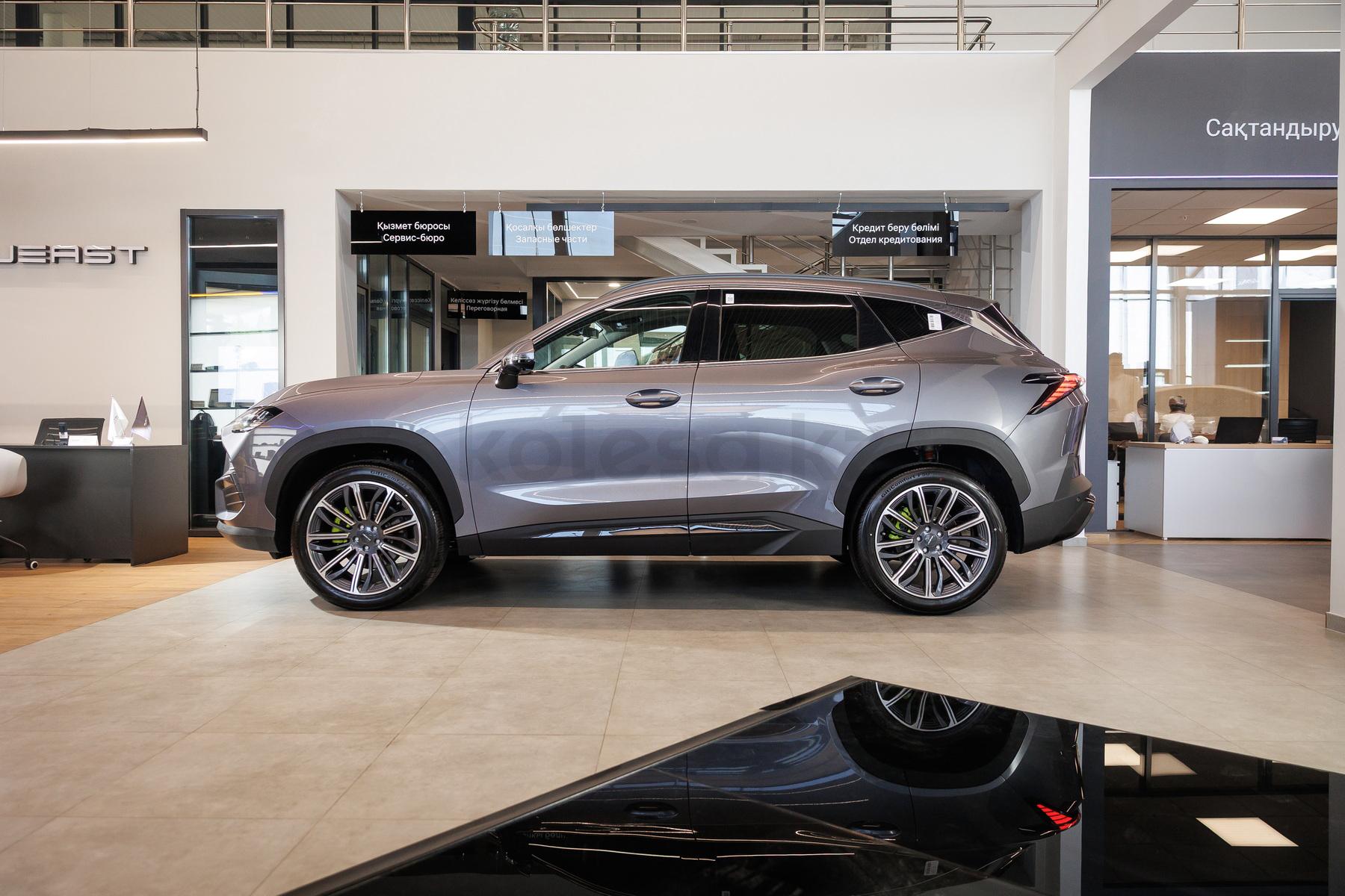 Soueast S06 SUV 2024 - н.в. года от 11 490 000 тенге