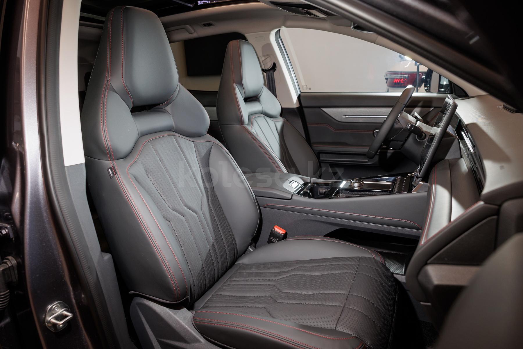 Soueast S06 SUV 2024 - н.в. года от 11 490 000 тенге