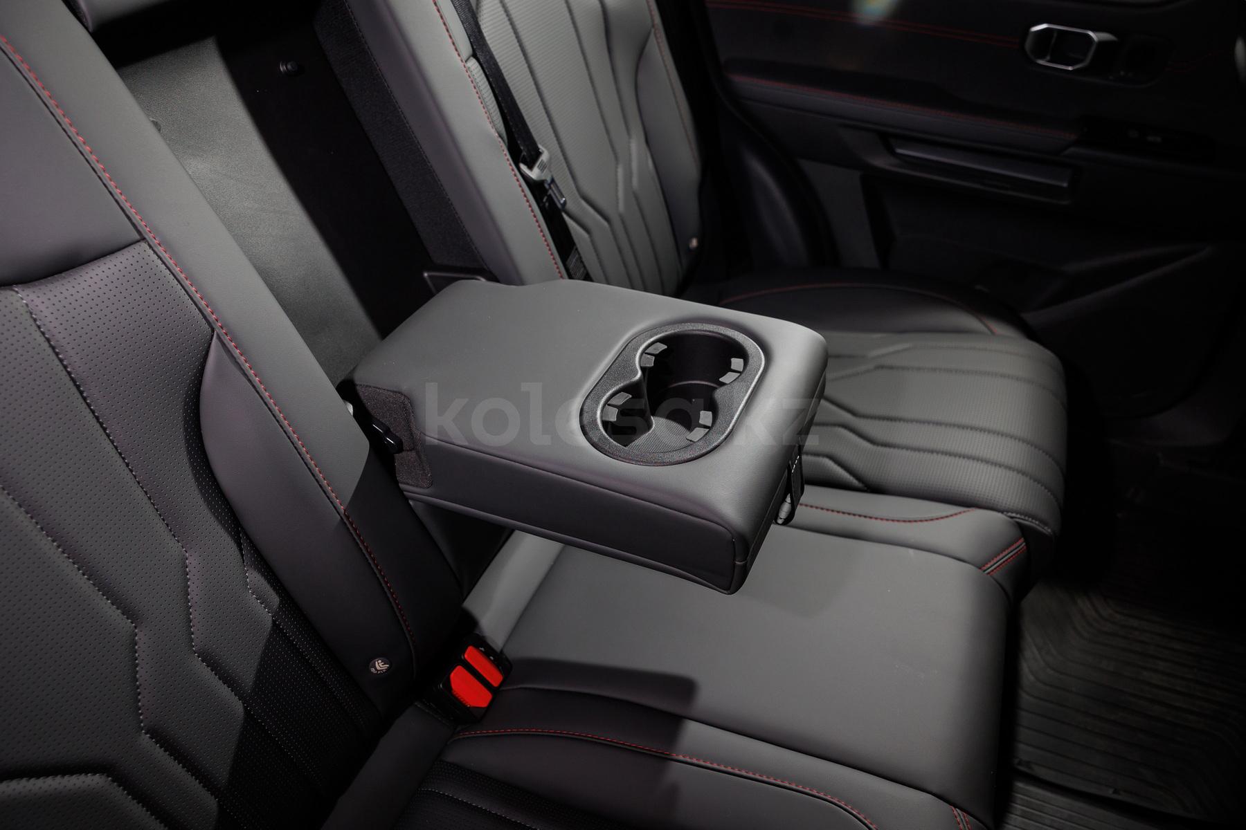Soueast S06 SUV 2024 - н.в. года от 11 490 000 тенге