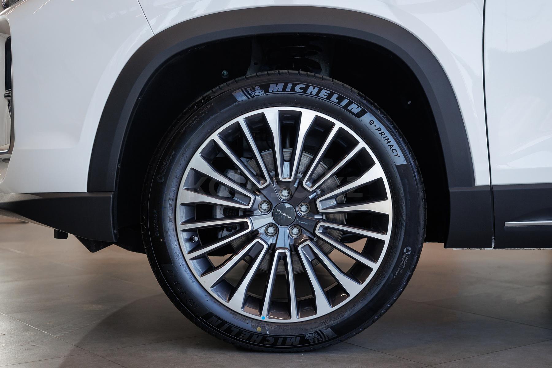 Soueast S09 SUV 2024 - н.в. года от 15 490 000 тенге