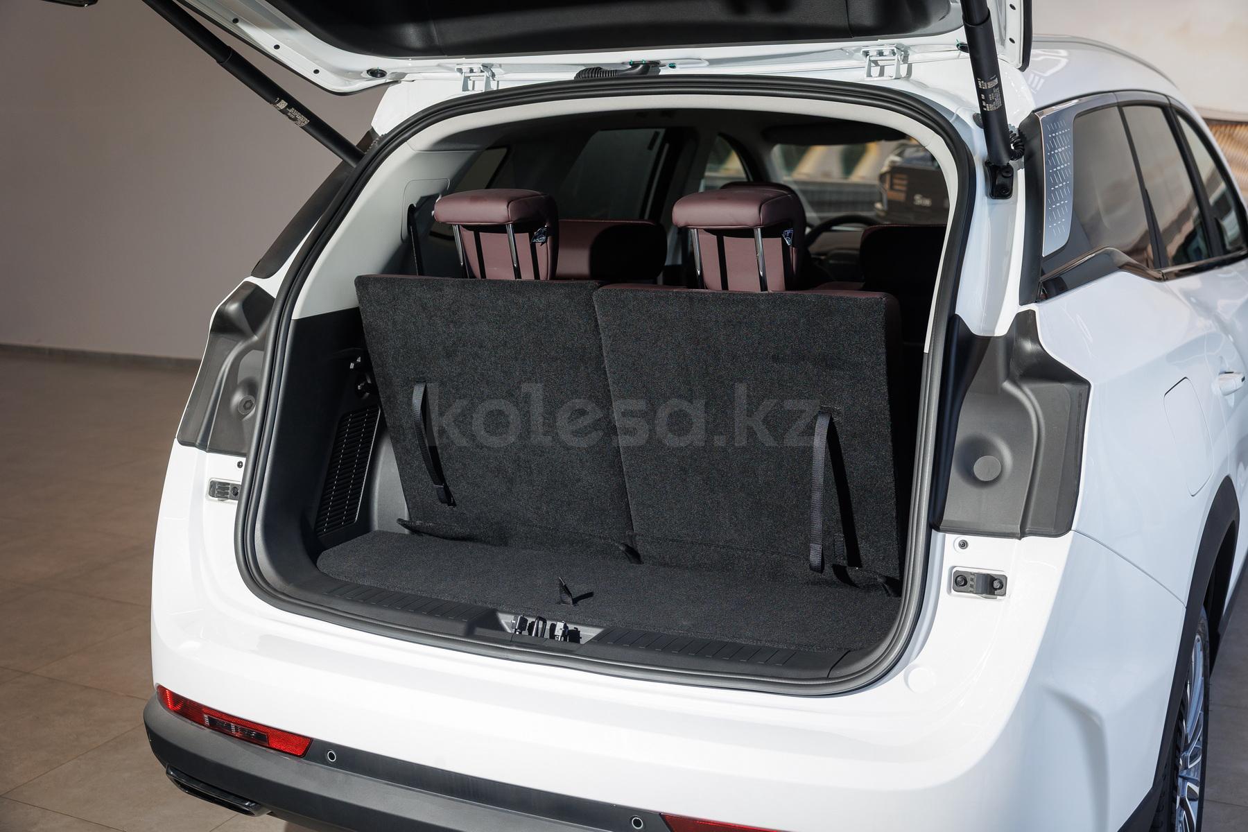 Soueast S09 SUV 2024 - н.в. года от 15 490 000 тенге