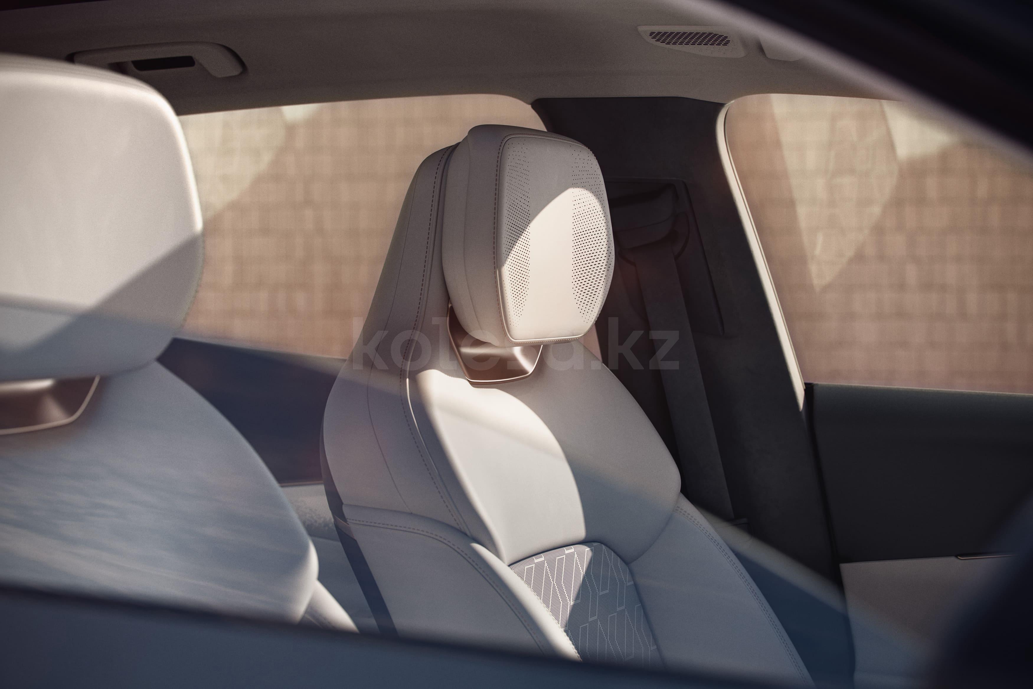 Lynk & Co 08 SUV 2023 - н.в. года от 18 490 000 тенге