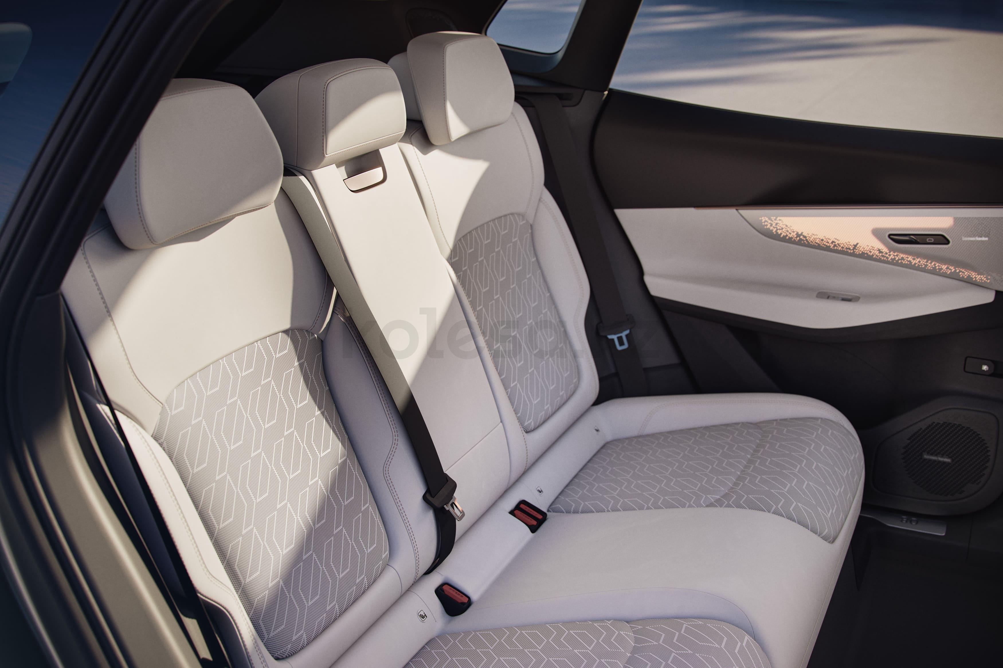Lynk & Co 08 SUV 2023 - н.в. года от 18 490 000 тенге