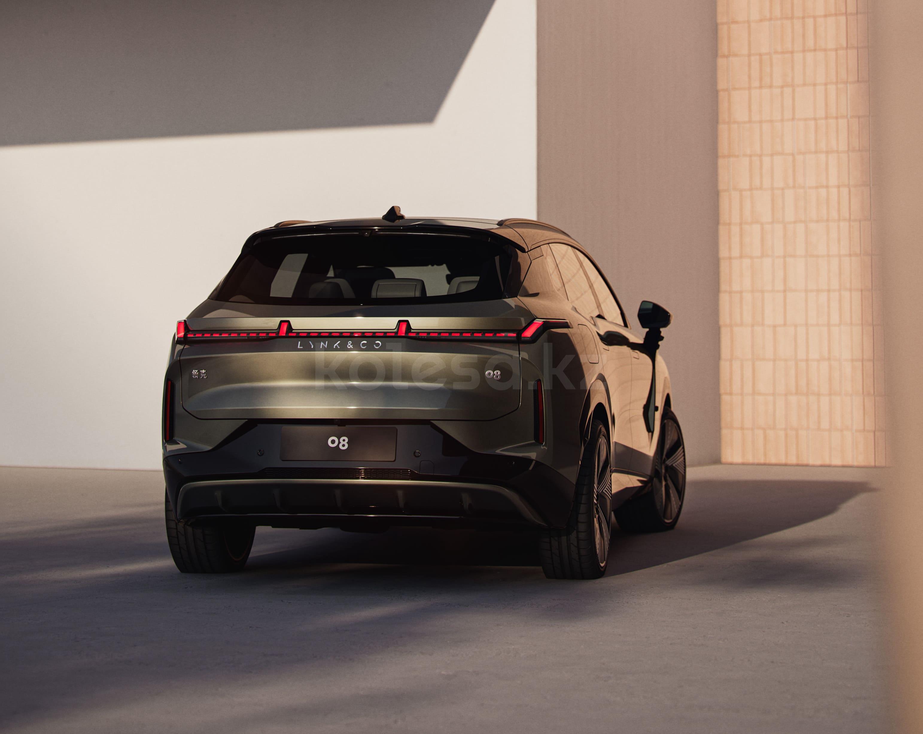 Lynk & Co 08 SUV 2023 - н.в. года от 18 490 000 тенге