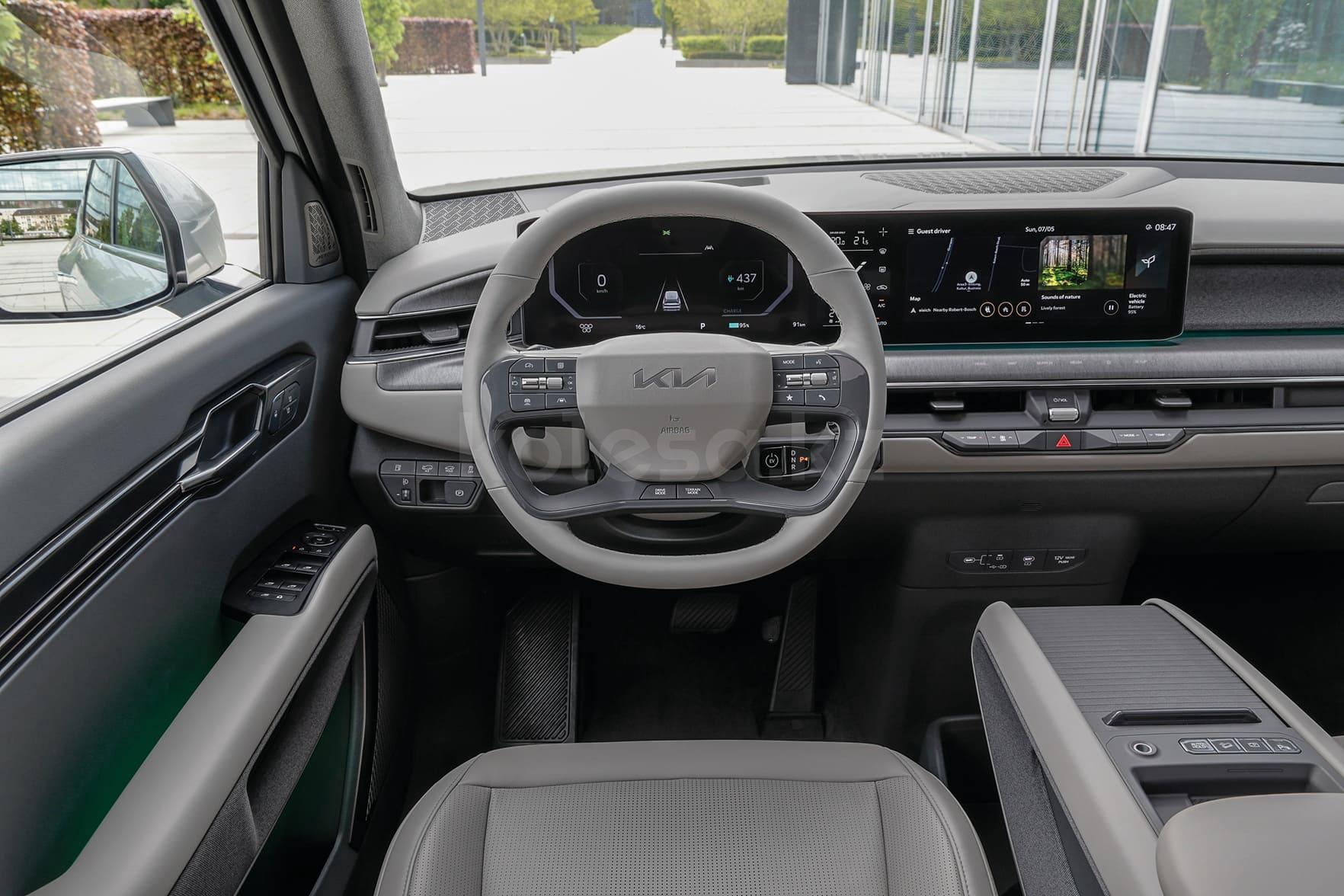 Kia EV9 SUV 2023 - н.в. года от 35 990 000 тенге