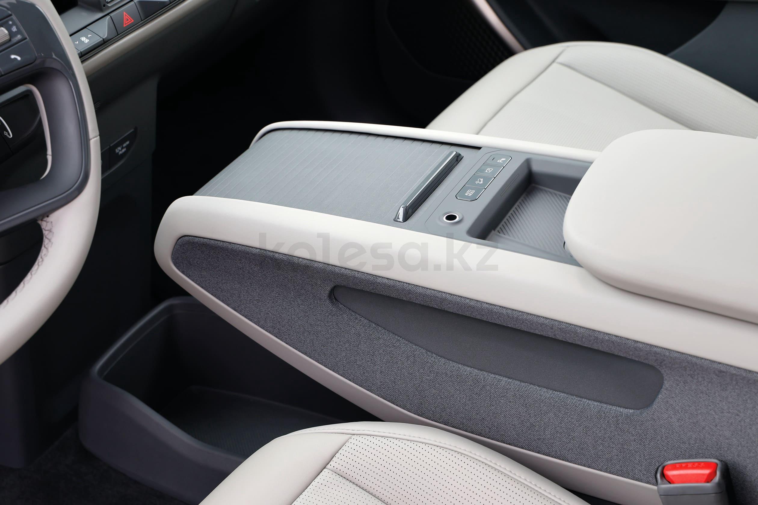 Kia EV9 SUV 2023 - н.в. года от 35 990 000 тенге