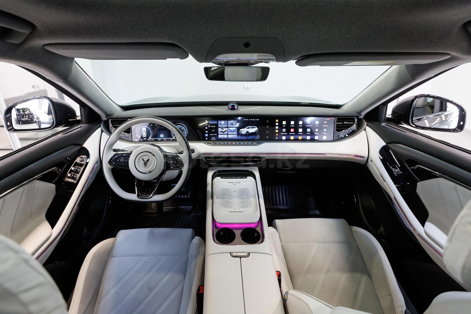 Voyah Free SUV 2022 - н.в. года от 16 700 000 тенге