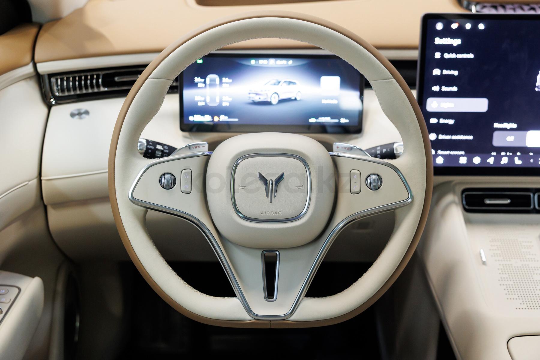 Voyah Free Plus SUV 2025 - н.в. года от 19 900 000 тенге