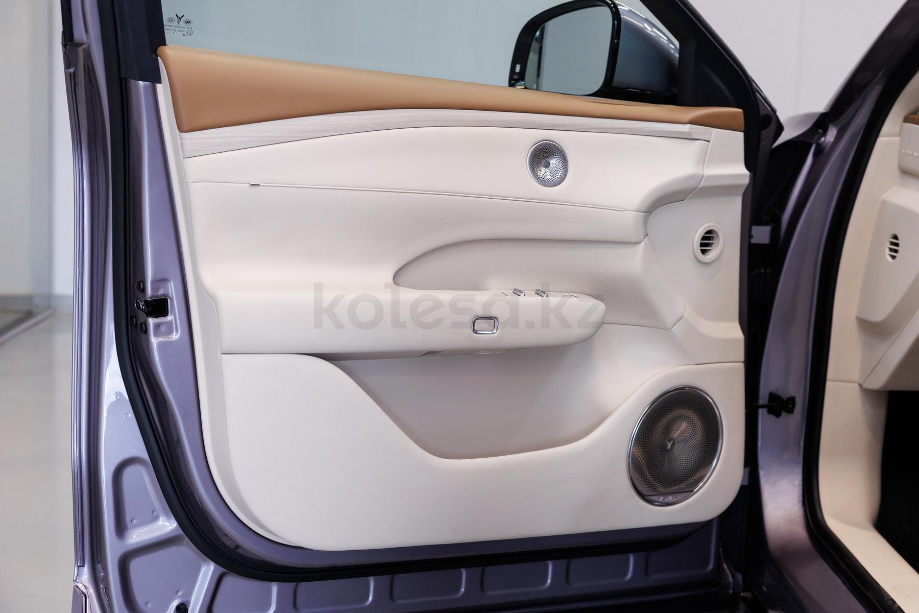 Voyah Free Plus SUV 2025 - н.в. года от 19 900 000 тенге