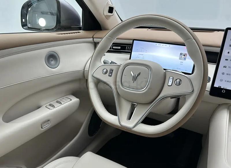 Voyah Free Plus SUV 2025 - н.в. года от 20 500 000 тенге
