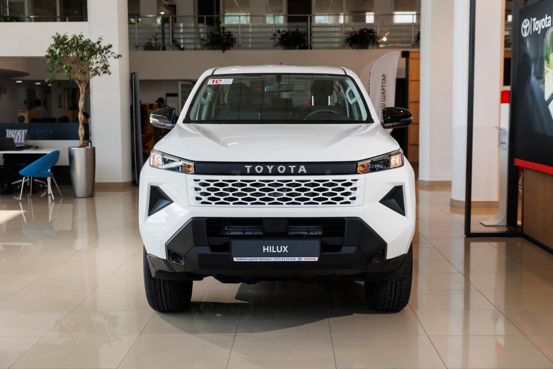 Toyota Hilux J 2025 - н.в. года от 27 890 000 тенге