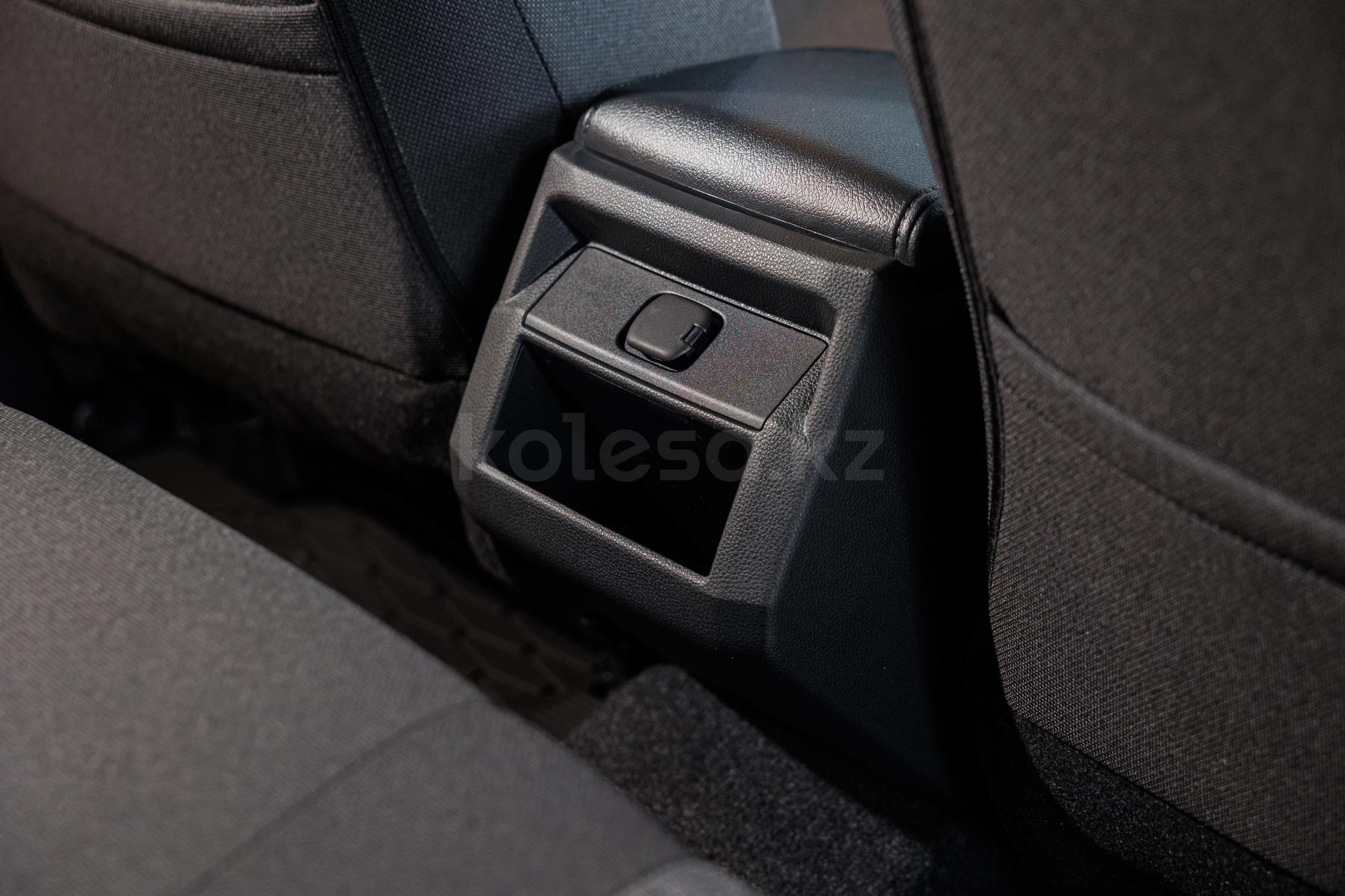 Toyota Hilux J 2025 - н.в. года от 27 890 000 тенге