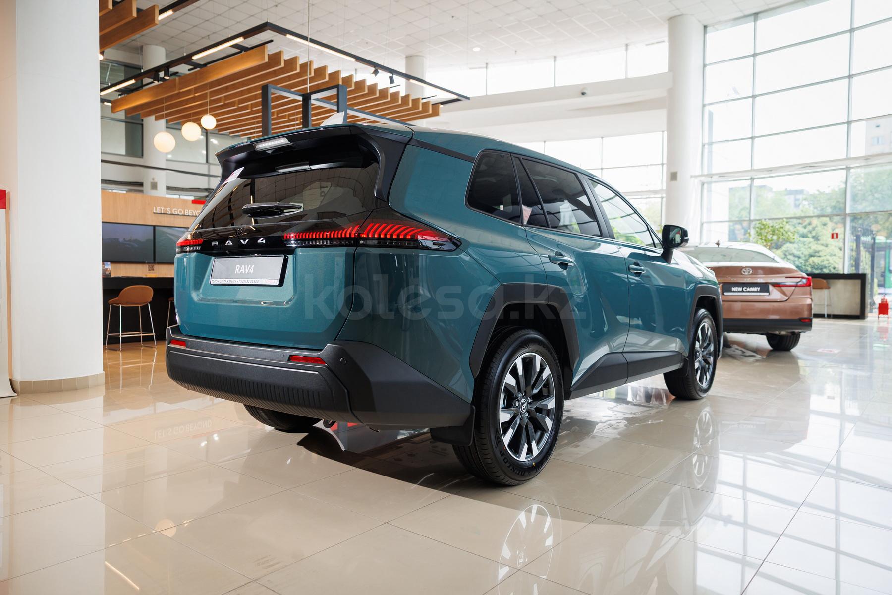 Toyota RAV4 SUV 2025 - н.в. года от 17 900 000 тенге