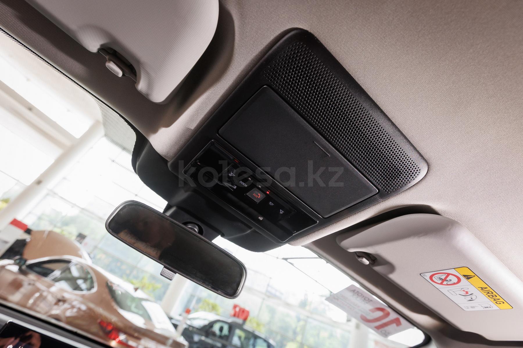 Toyota RAV4 SUV 2025 - н.в. года от 17 900 000 тенге