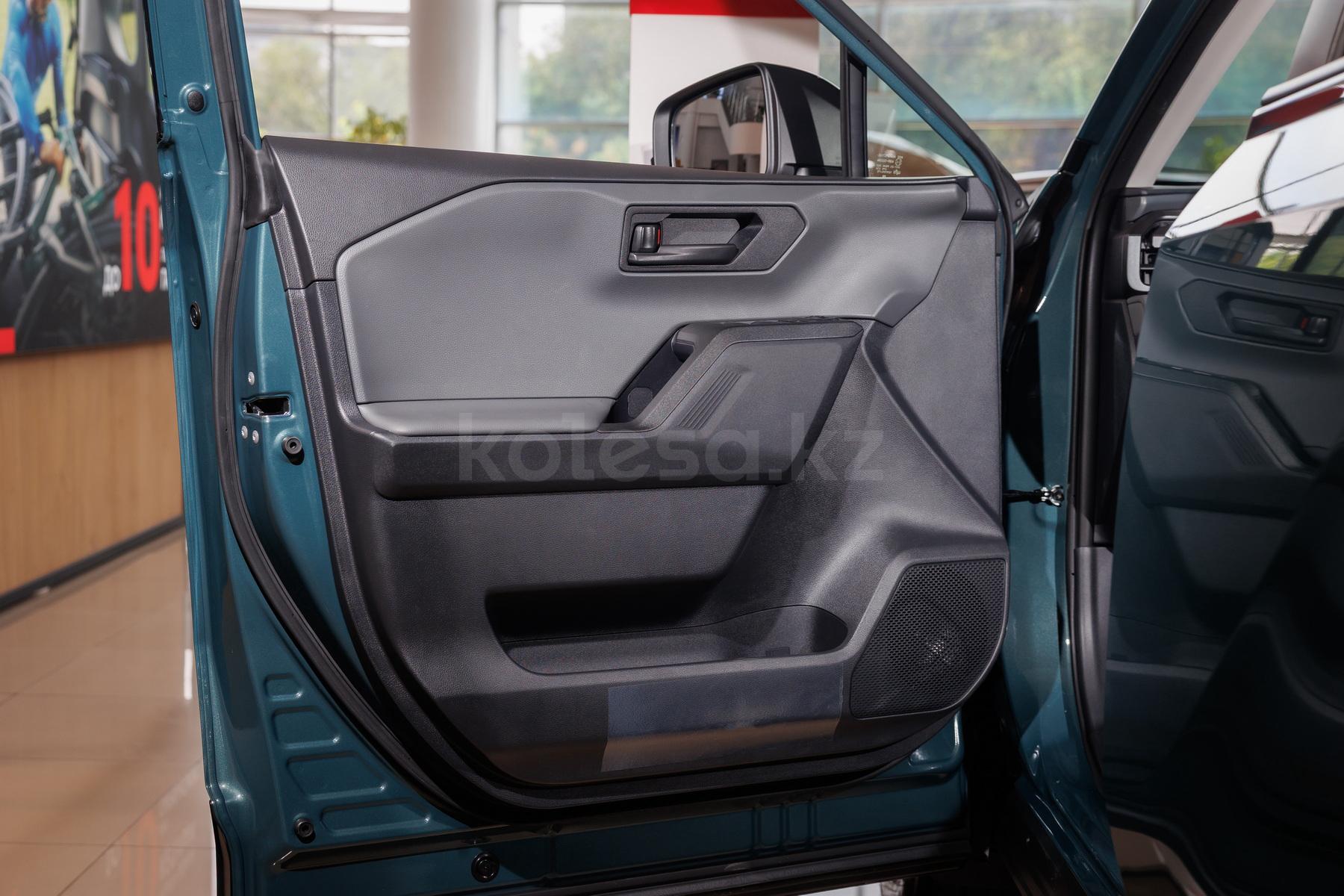 Toyota RAV4 SUV 2025 - н.в. года от 17 900 000 тенге