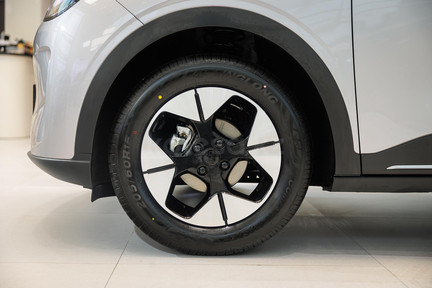 Geely Galaxy EX2 B 2025 - н.в. года от 8 490 000 тенге