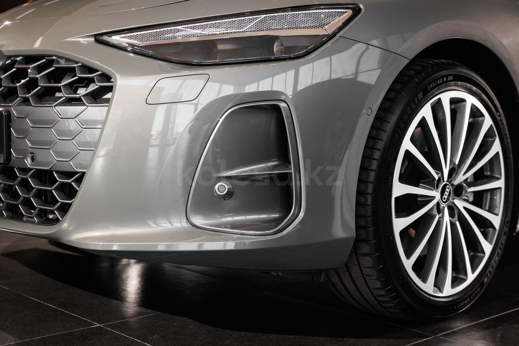 Audi A6 E 2025 - н.в. года от 42 000 000 тенге
