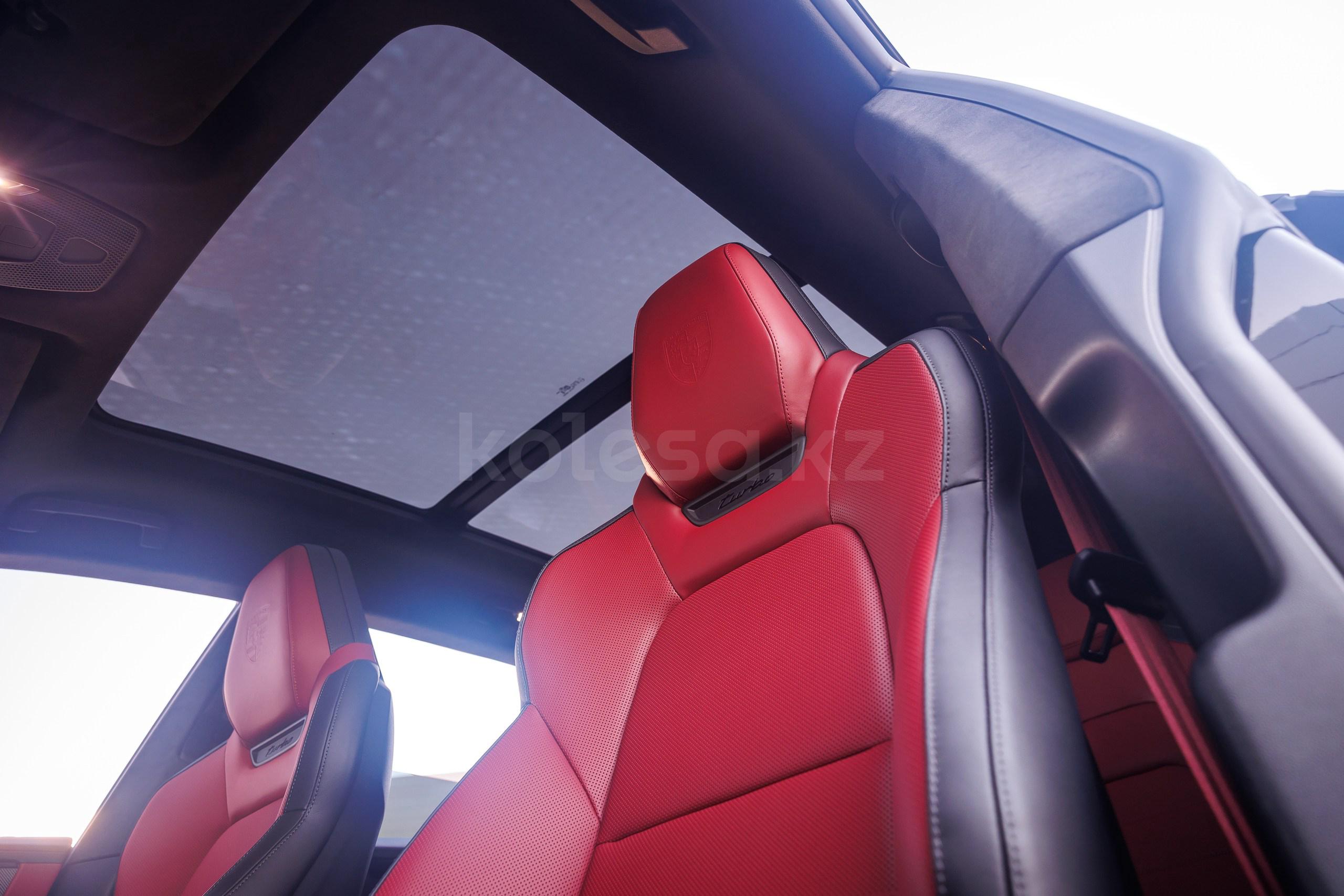 Porsche Cayenne SUV 2025 - н.в. года от 78 800 000 тенге