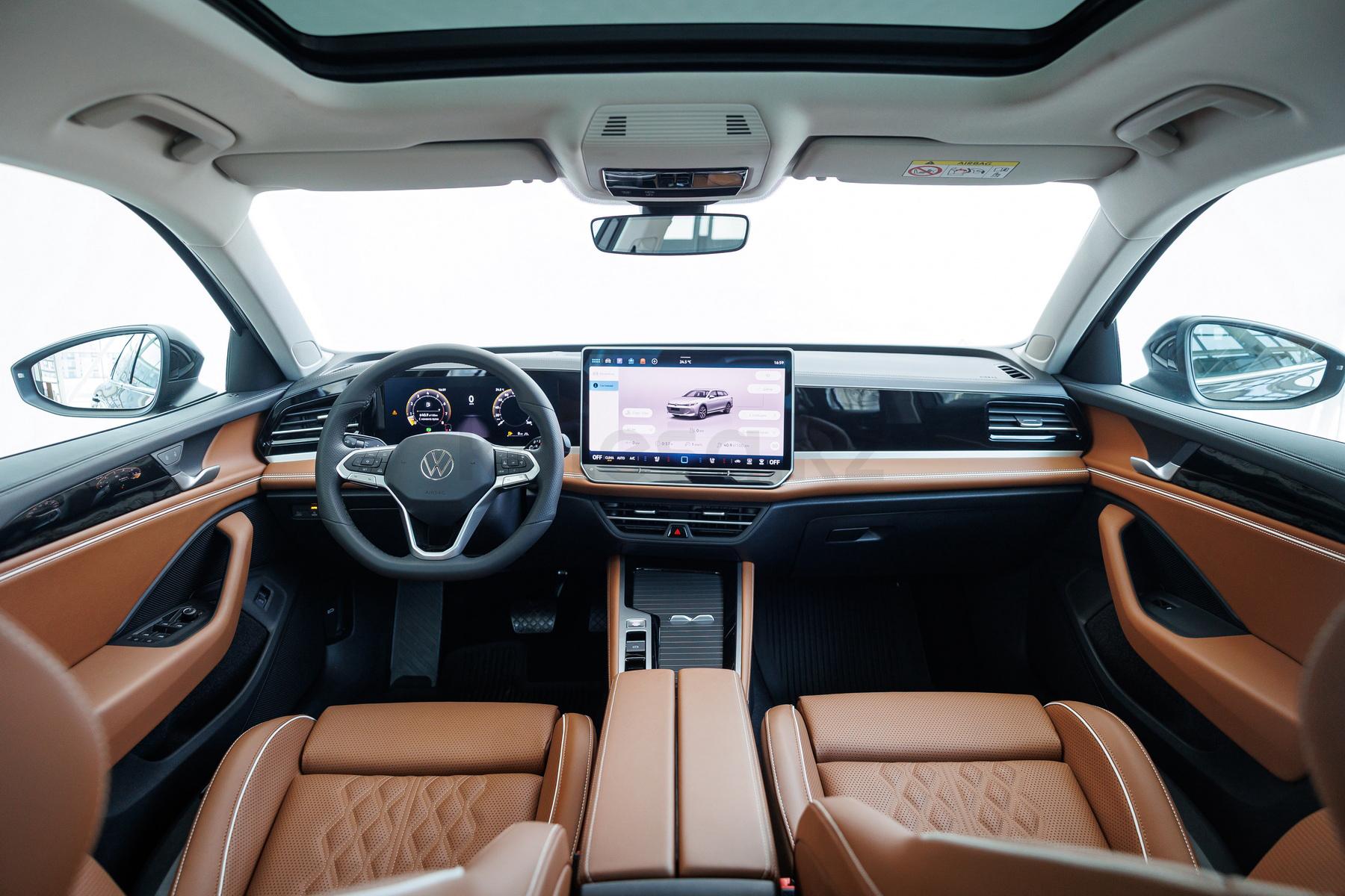 Volkswagen Passat D 2024 - н.в. года от 19 300 000 тенге