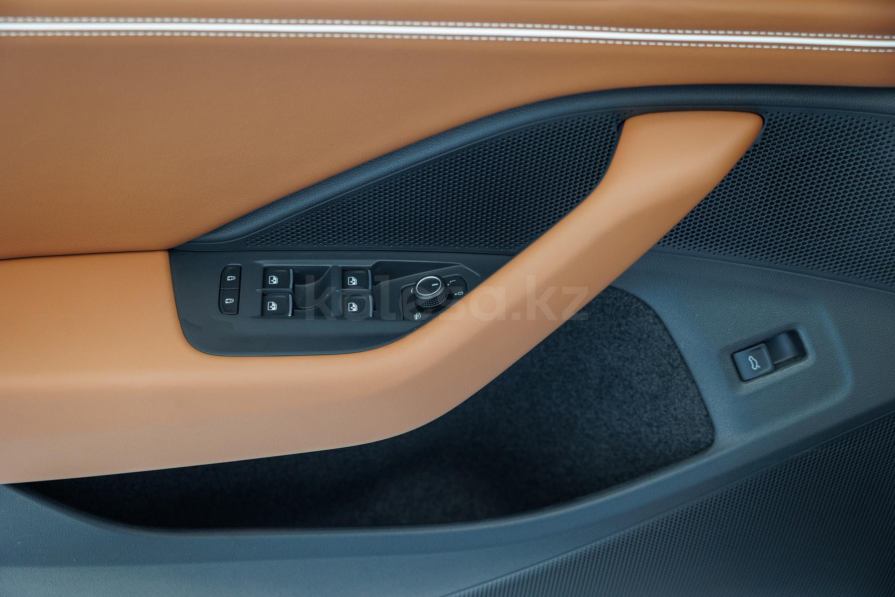 Volkswagen Passat D 2024 - н.в. года от 19 300 000 тенге