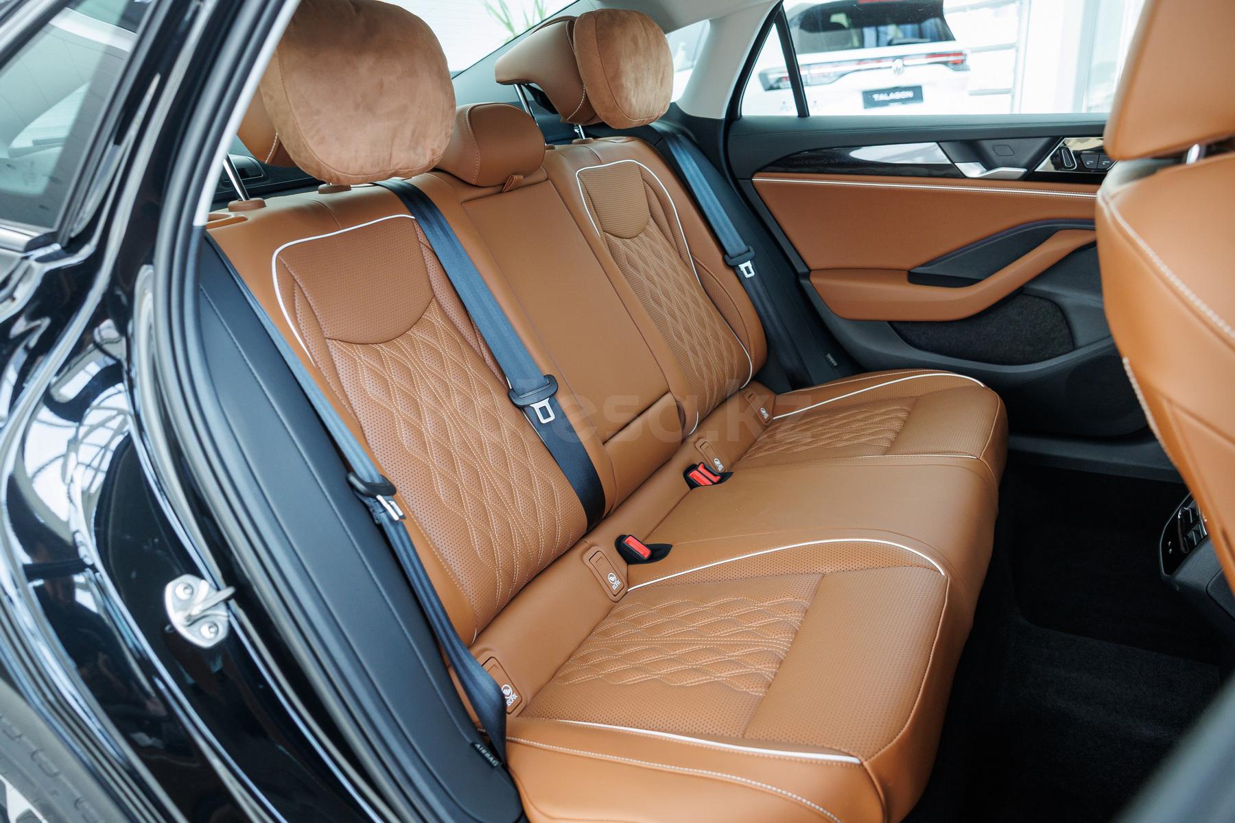 Volkswagen Passat D 2024 - н.в. года от 19 300 000 тенге
