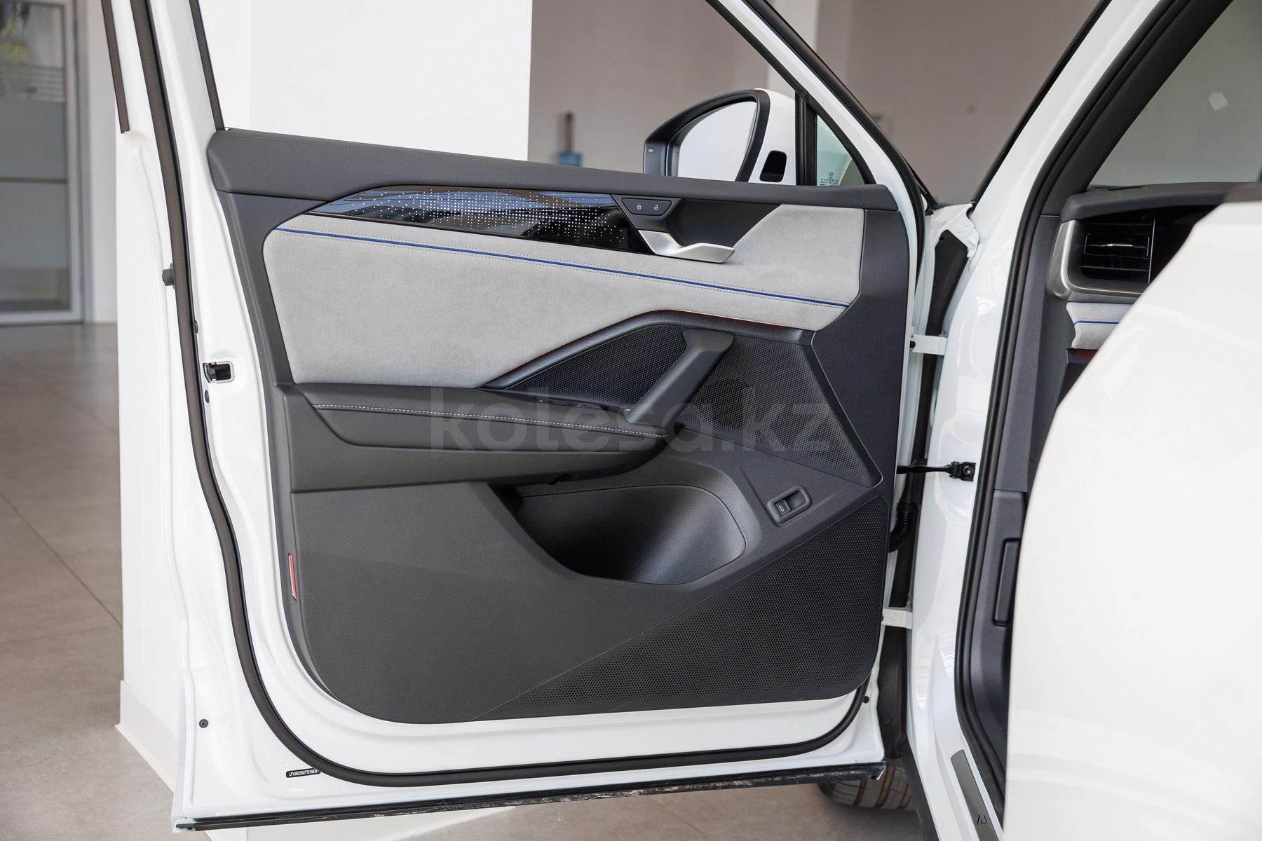 Volkswagen Tayron SUV 2024 - н.в. года от 16 990 000 тенге