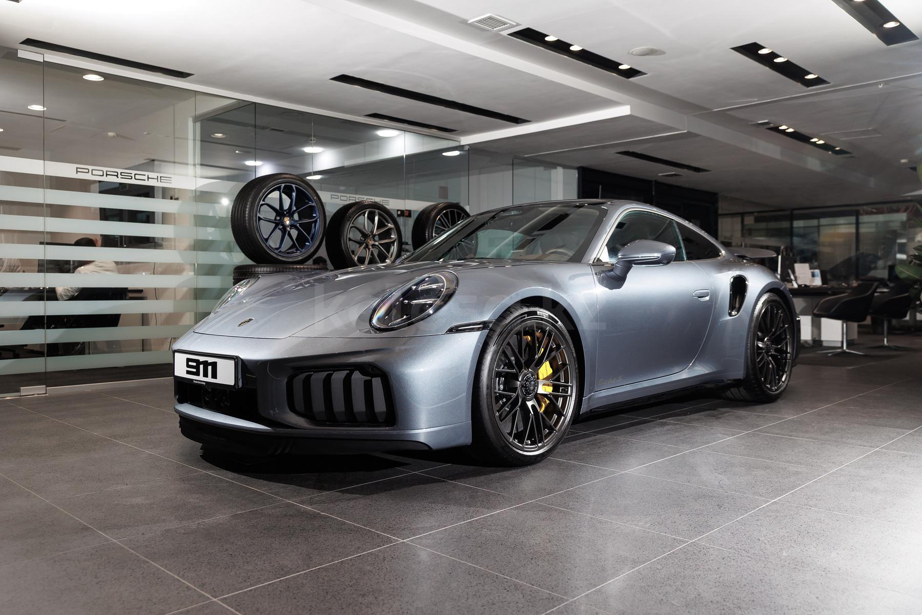 Porsche 911 S 2024 - н.в. года от 89 000 000 тенге
