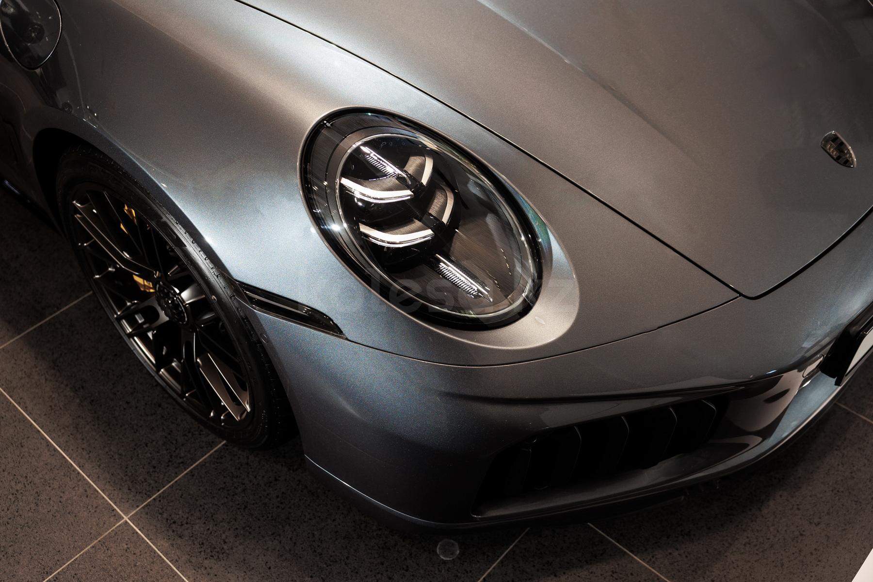 Porsche 911 S 2024 - н.в. года от 89 000 000 тенге