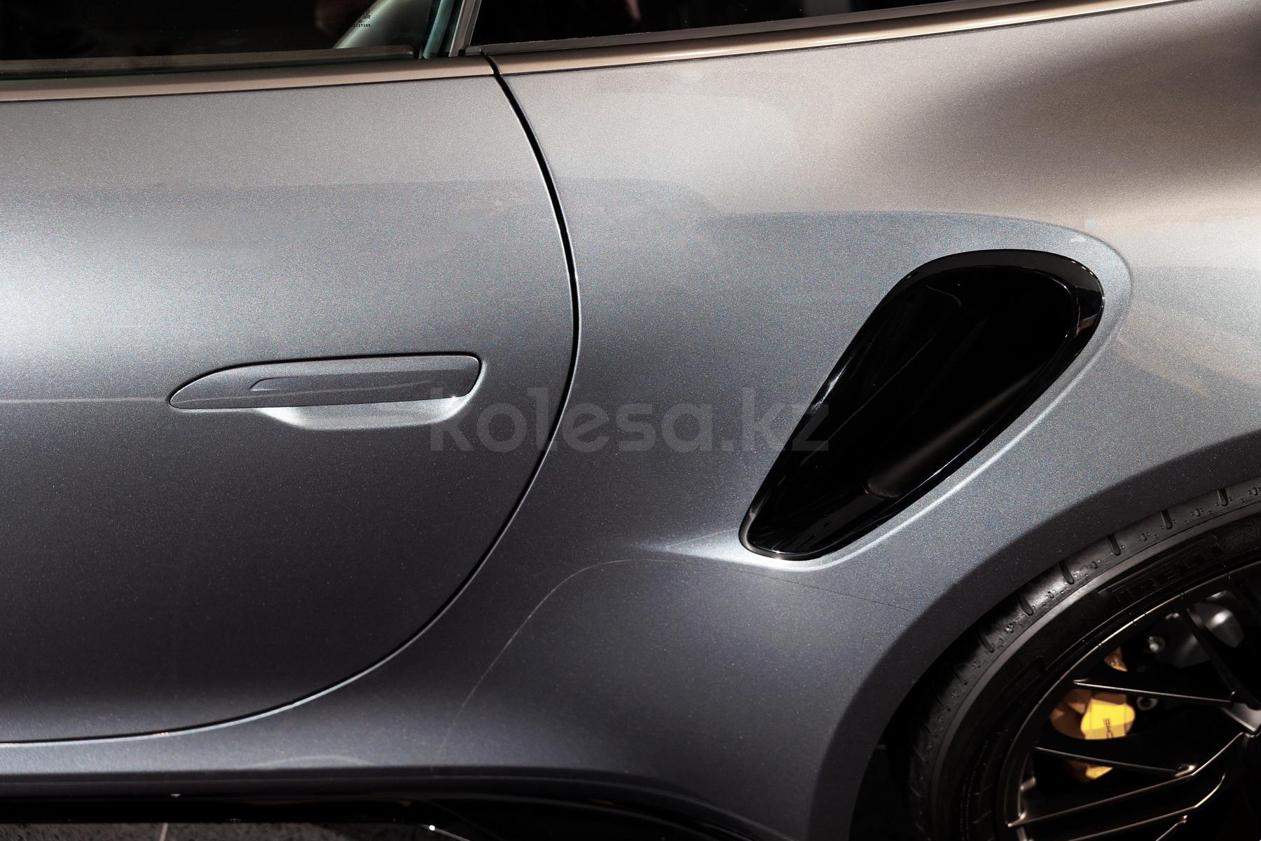 Porsche 911 S 2024 - н.в. года от 89 000 000 тенге
