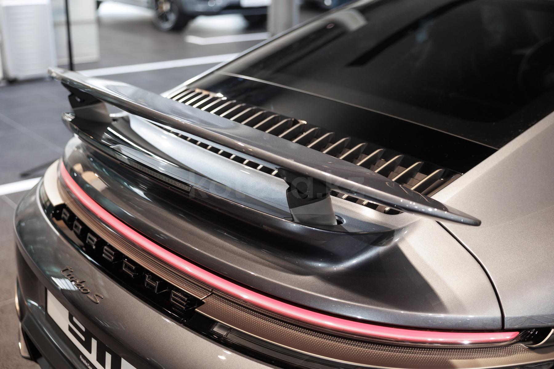 Porsche 911 S 2024 - н.в. года от 89 000 000 тенге