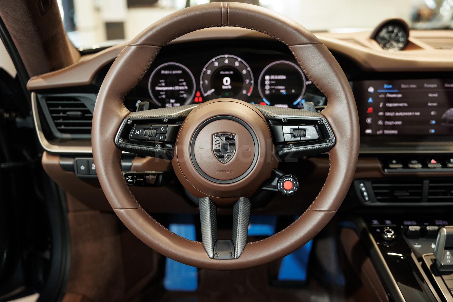 Porsche 911 S 2024 - н.в. года от 89 000 000 тенге