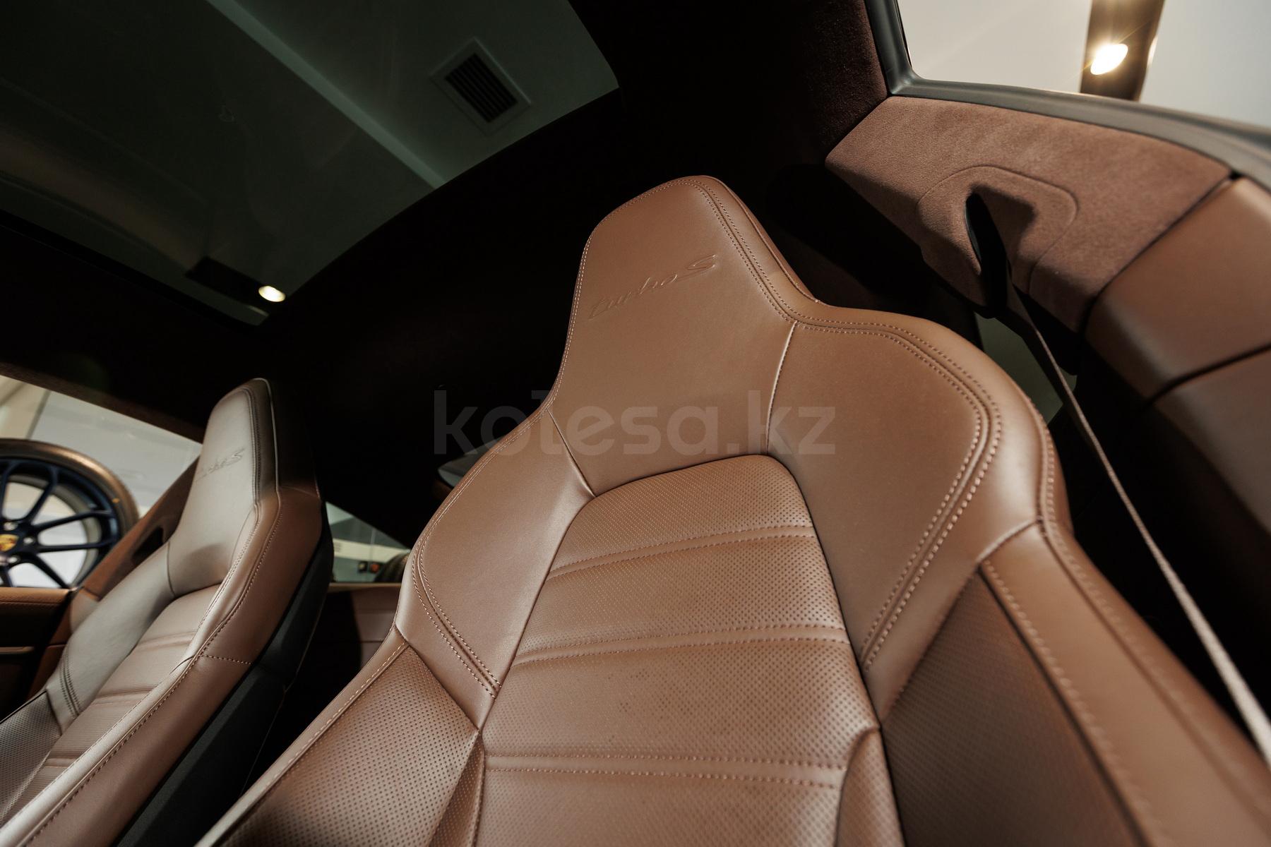 Porsche 911 S 2024 - н.в. года от 89 000 000 тенге