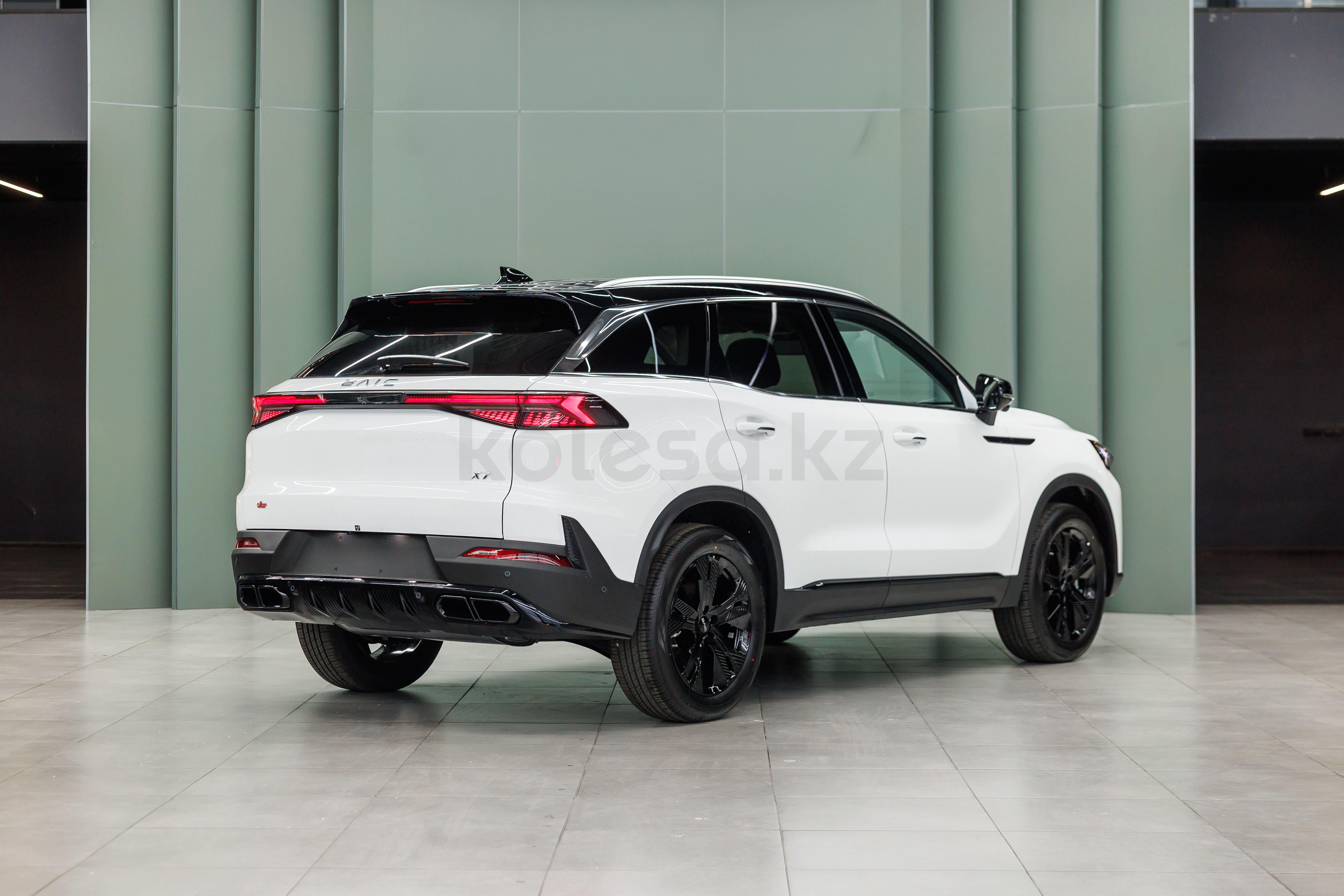 BAIC X7 SUV 2023 - н.в. года от 10 390 000 тенге