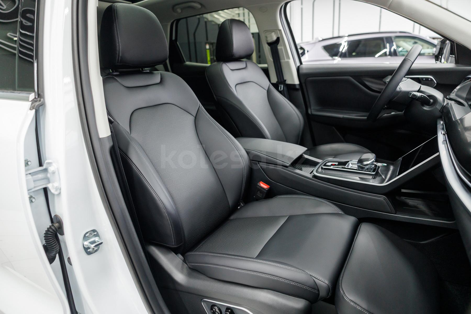 BAIC X7 SUV 2023 - н.в. года от 10 390 000 тенге
