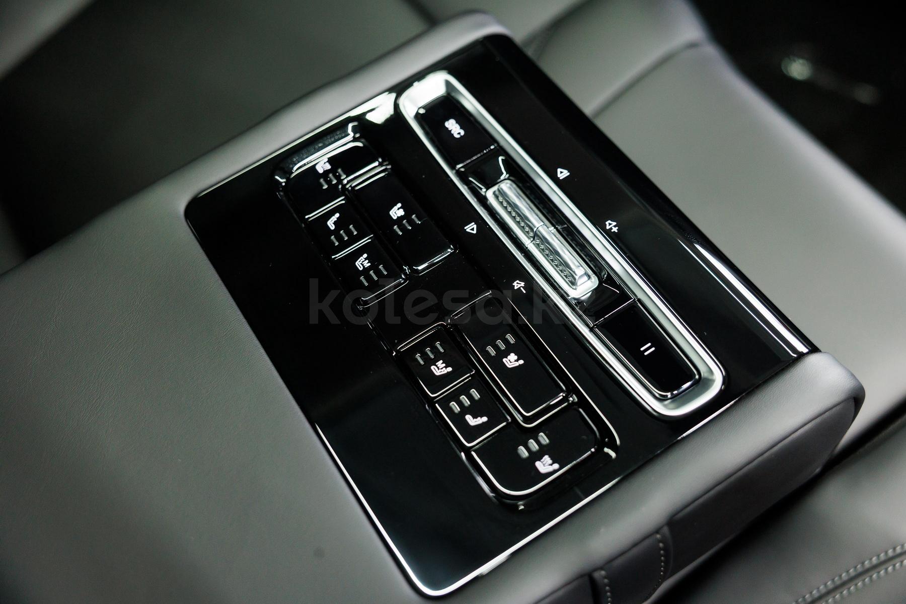 BAIC X7 SUV 2023 - н.в. года от 10 390 000 тенге