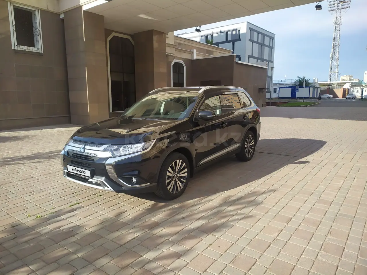 2015 года, КПП Вариатор, 2 л.