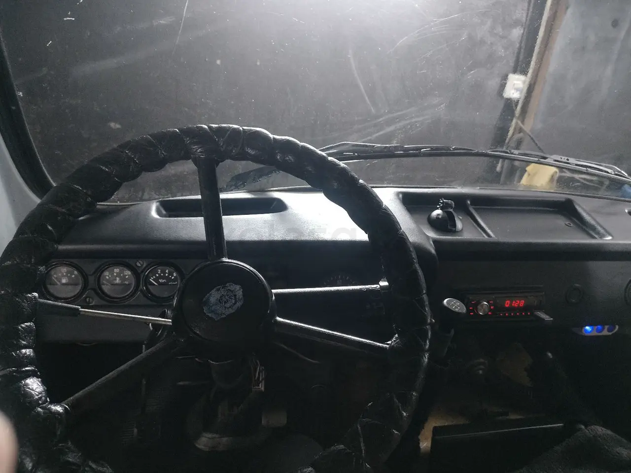 1998 года, КПП Механика, 2.7 л.