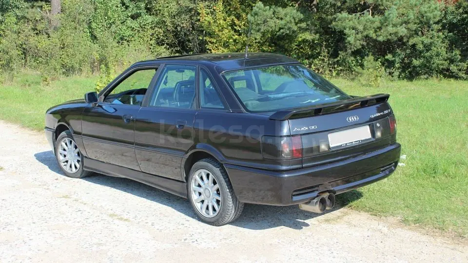 1990 года, КПП Механика, 2.3 л.