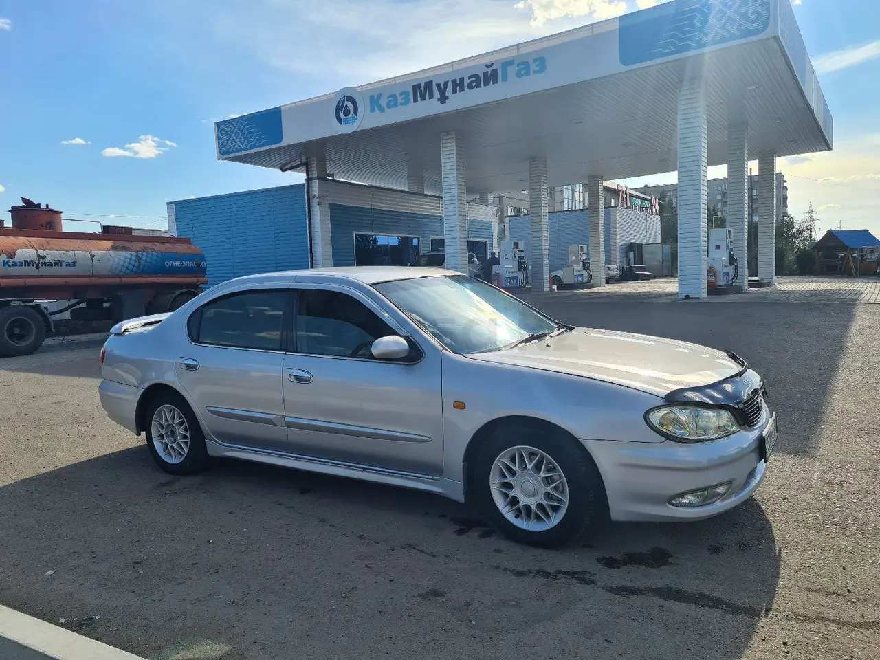 1999 года, КПП Автомат, 2.5 л.