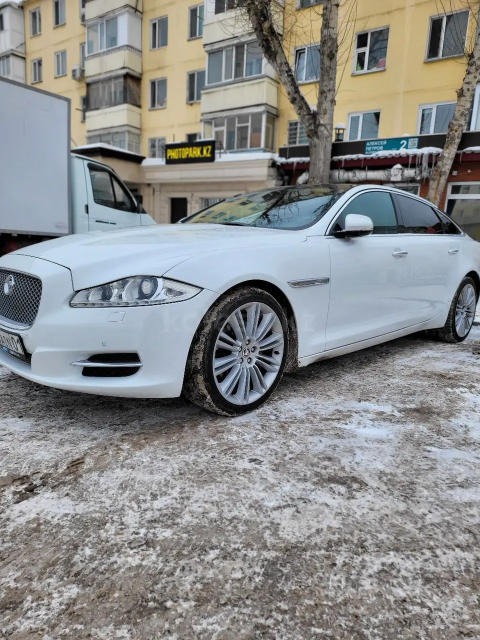 2012 year, КПП Автомат, 3 л.