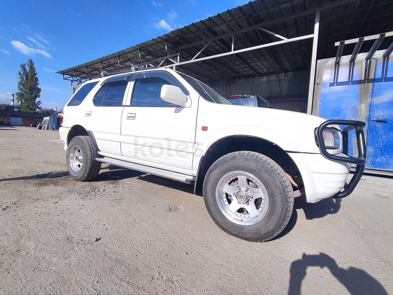 1998 года, КПП Автомат, 3 л.