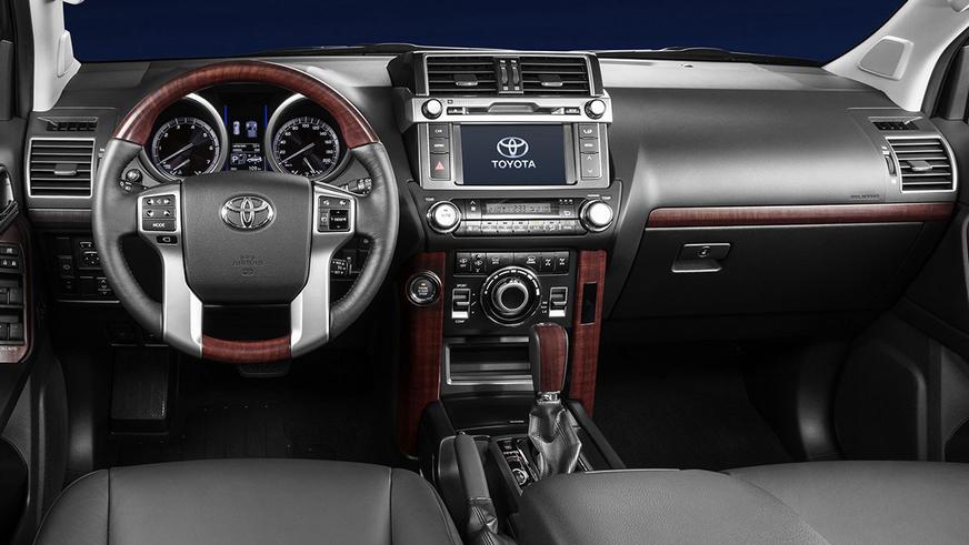 2013 год — Toyota Land Cruiser Prado (150)