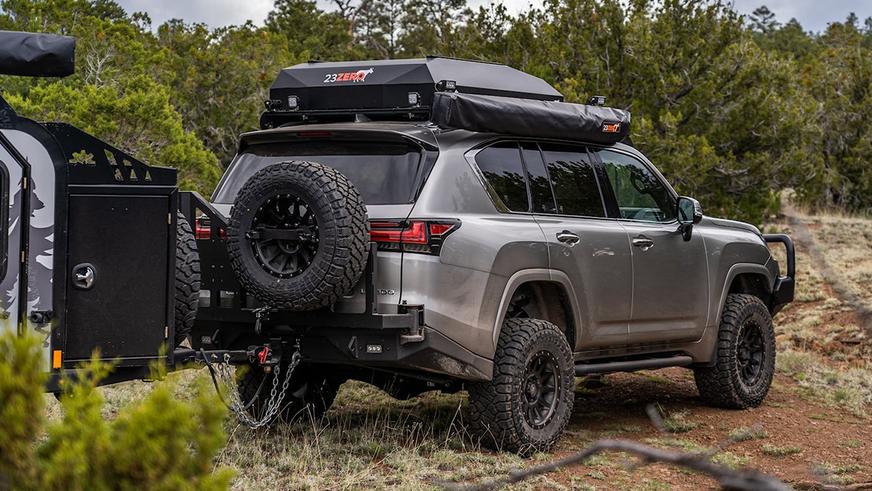 Самый дорогой внедорожник Lexus подготовили к путешествиям по тяжёлому бездорожью