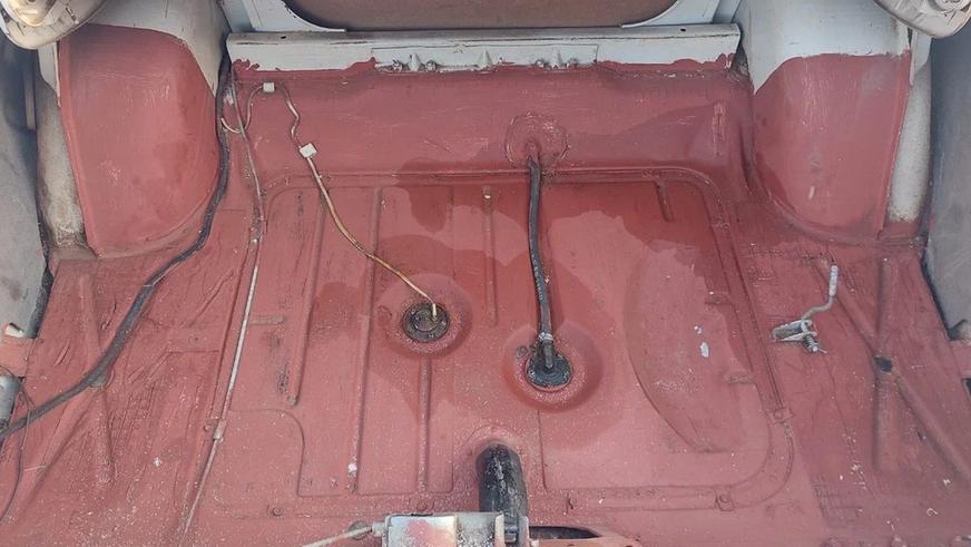 «Москвич-412» выставлен на продажу за 322 тысячи долларов