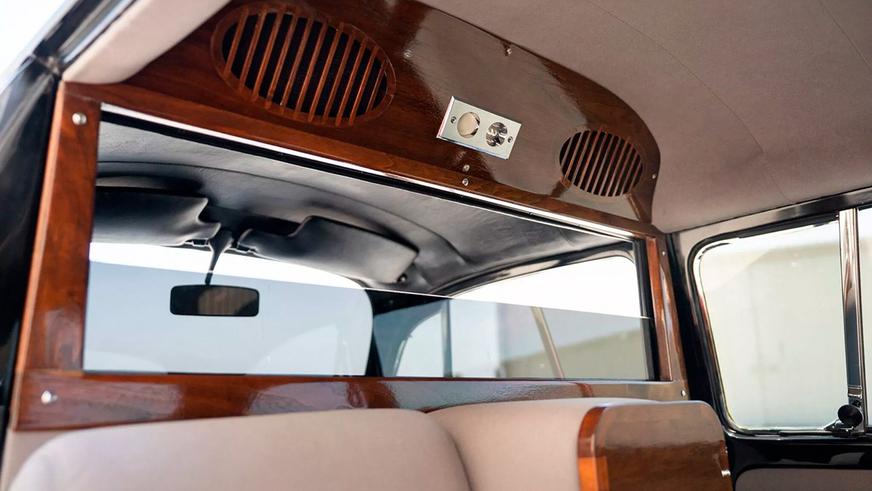 Лимузин VW Beetle по прозвищу Rollswagen пустят с молотка