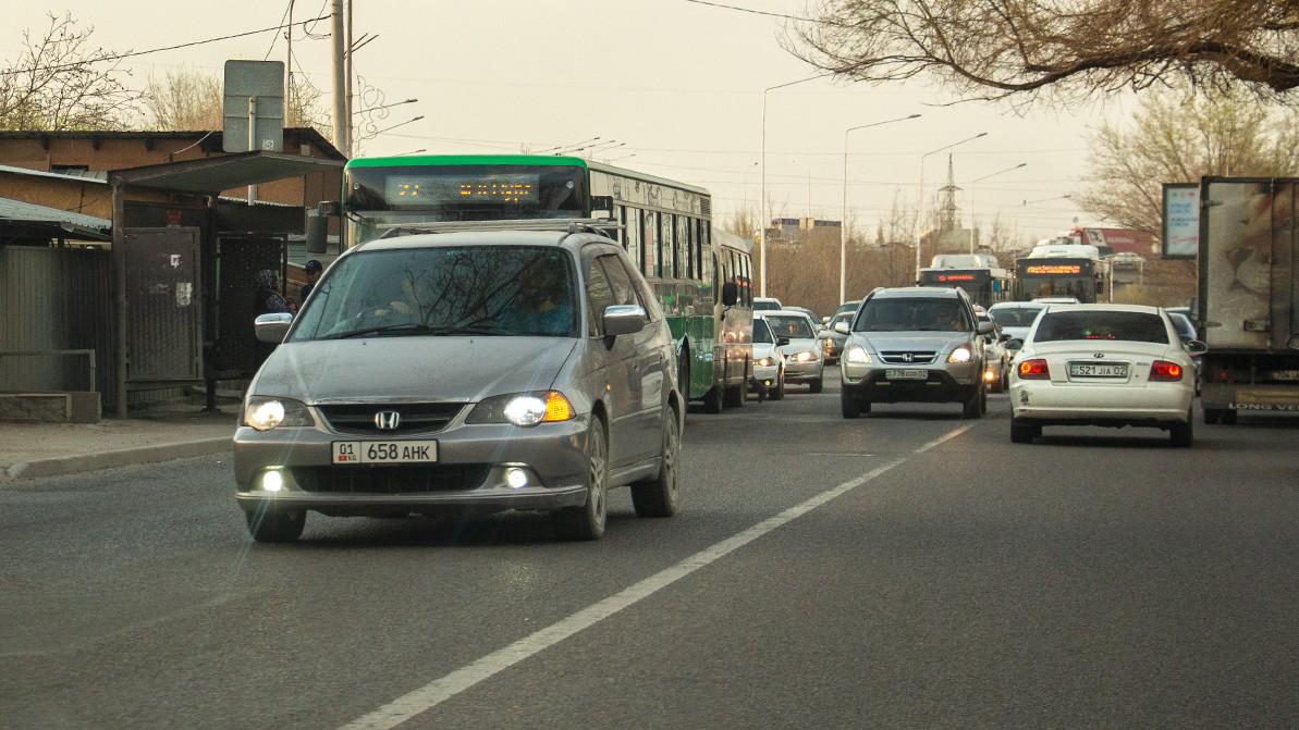 Легализацию иностранных авто в РК планируют провести с 1 января по 1 июля 2023 года