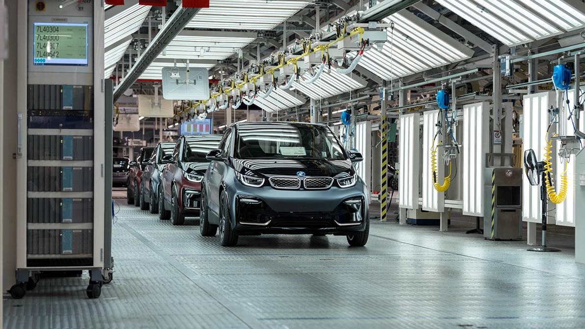 Электрохэтч BMW i3 сняли с производства